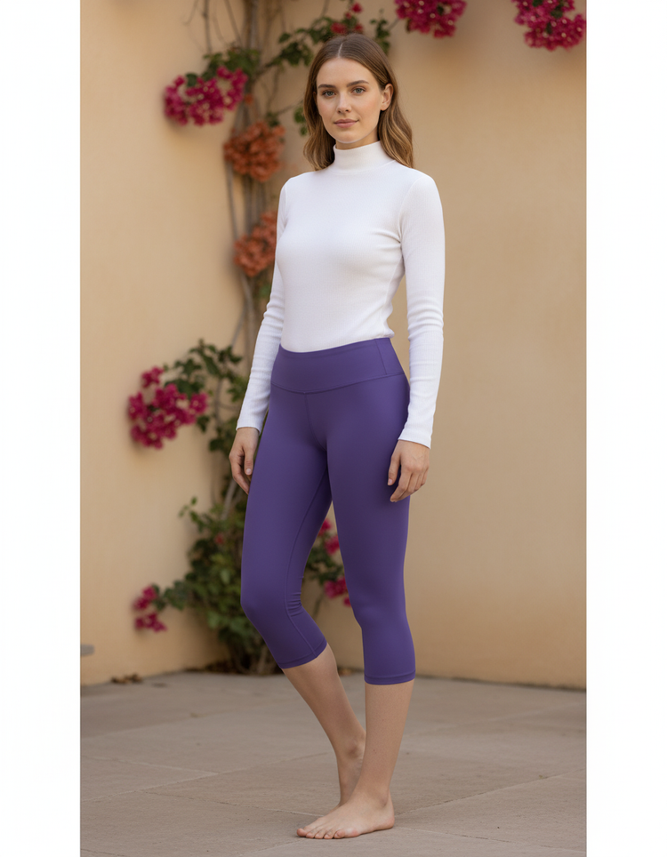 Ultra Violet Capri Leggings Capri Leggings — Dripper