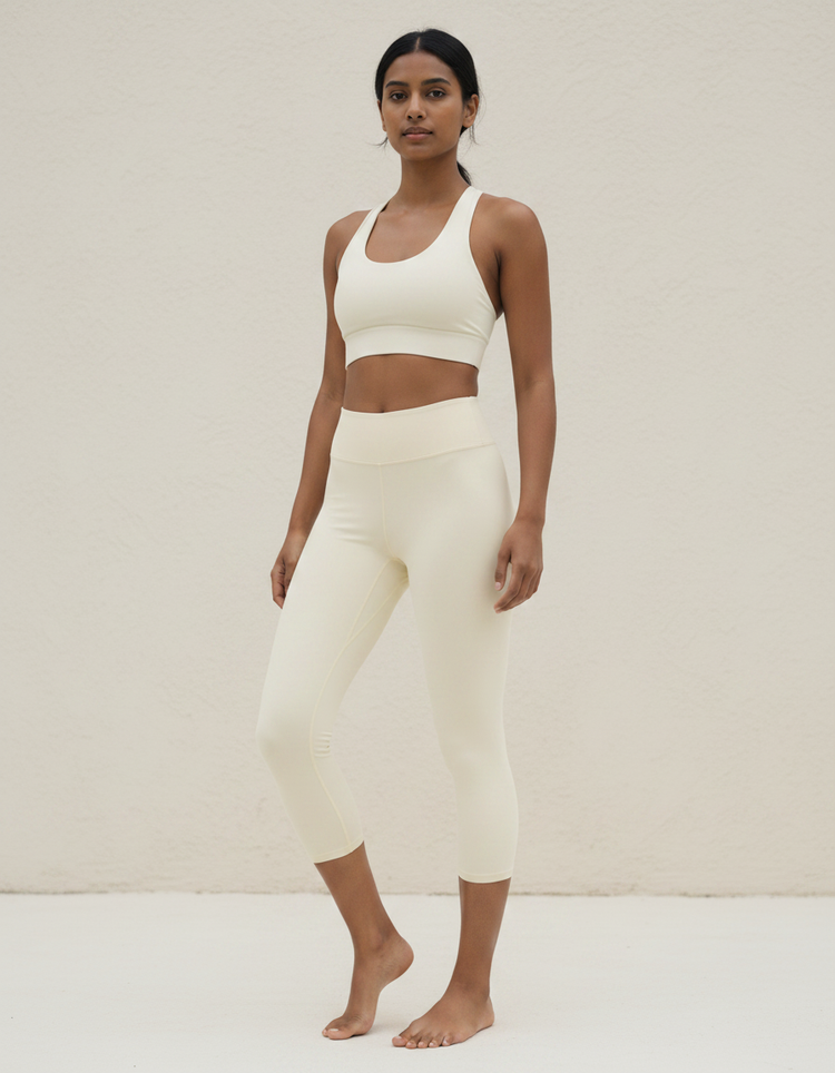 Eggshell Leggings Capri Yoga Leggings — Dripper