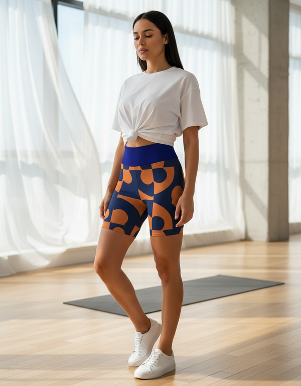 Yoga Shorts in Kaleido