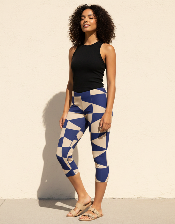 Chromatic Leggings Capri Leggings — Dripper