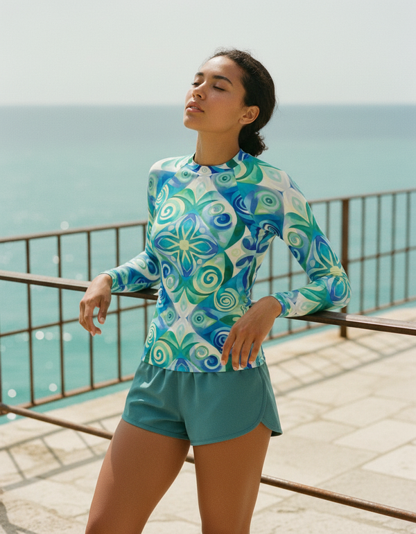 Rashguard in Transformative Teal Prism