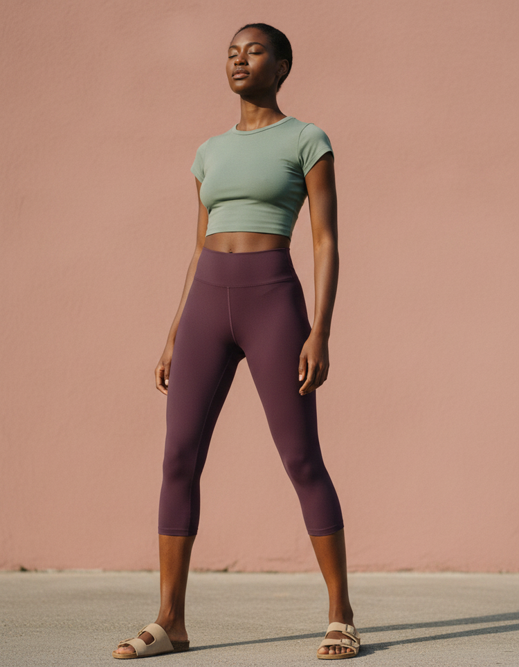 Rhodonite Capri Yoga Leggings Capri Yoga Leggings — Dripper