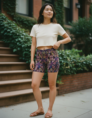 Women's Complex Color Patterns Short Shorts