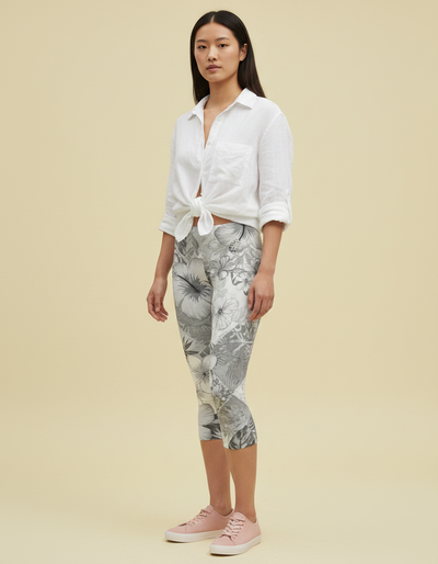 White Onyx Kumu Capri Leggings capri leggings
